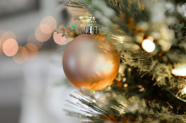 a-balanced-holiday-season